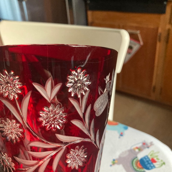 Ajka Garnet Crystal Vase - Picture 5 of 9